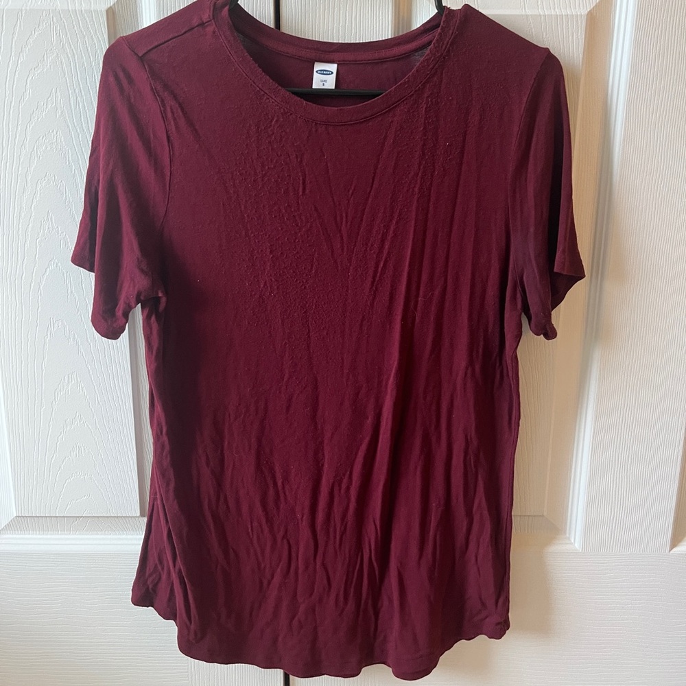 Old Navy Burgundy Short Sleeve Tee
